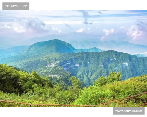 游遍中国:不可错过的十个级景区汇总(中国景点等级) 游遍中国:不可错过的十个级景区汇总(中国景点等级)