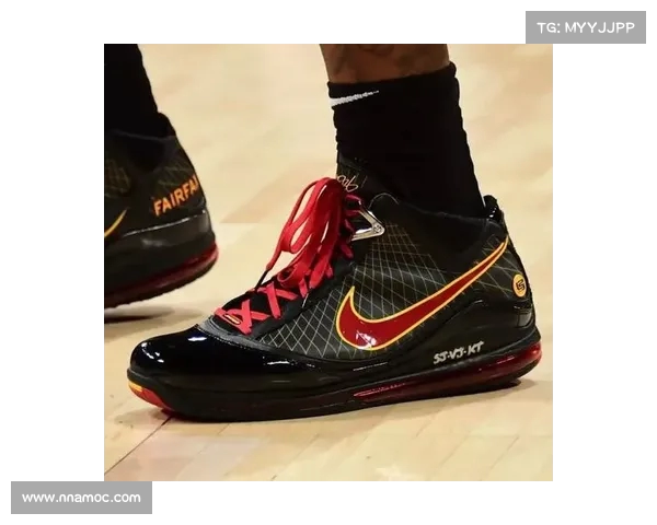 美国男篮球员鞋履代言曝光：耐克系优势明显，库里与华子品牌不同寻常